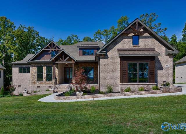 Property at 48 Ridge Bluff Cir SE, Huntsville, AL 35803, 4 beds, 4 baths