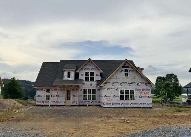 Property at 306 Lake Creek Dr, Guntersville, AL 35976, 5 beds, 3 baths