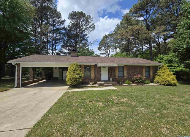 Property at 112 Jacque Jim Dr, Huntsville, AL 35810, 3 beds, 2 baths