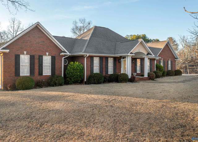 Property at 2150 Appalachian Hwy, Gadsden, AL 35903, 3 beds, 2 baths