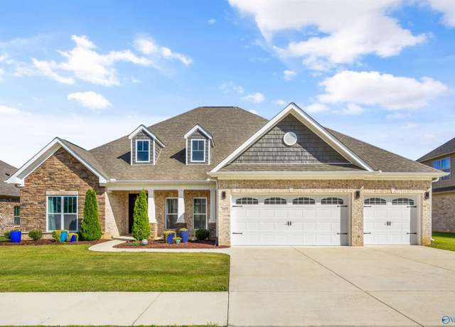 Property at 7609 Flint Crossing Cir, Owens Cross Roads, AL 35763, 4 beds, 3.5 baths