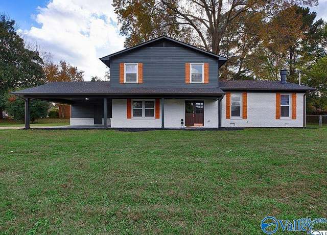 Property at 9012 Craigmont Rd, Huntsville, AL 35802, 4 beds, 2.5 baths