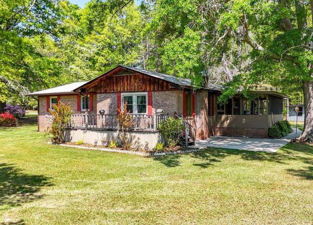 Property at 850 County Road 401, Cedar Bluff, AL 35959, 3 beds, 2 baths
