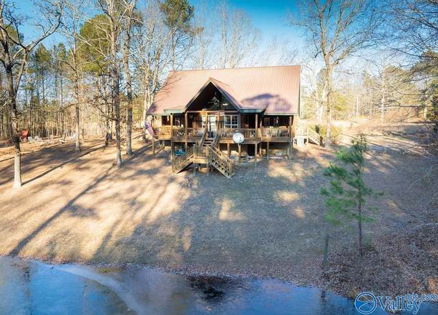 Property at 3315 County Road 106, Mentone, AL 35984, 3 beds, 2 baths
