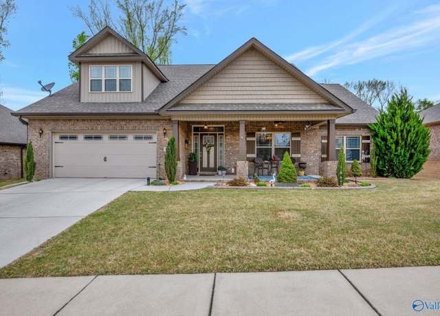 Property at 103 Oakside Cir NW, Madison, AL 35757, 4 beds, 3.5 baths
