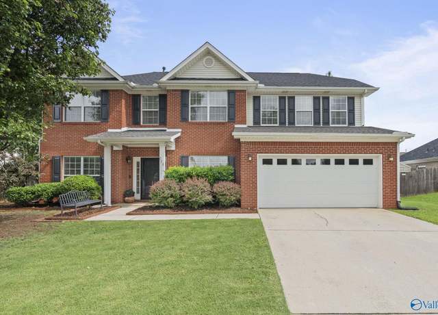 Property at 226 Garden Brook Dr, Madison, AL 35758, 4 beds, 2.5 baths