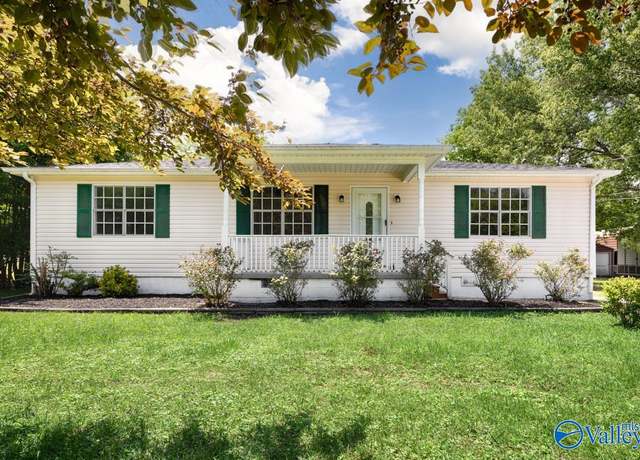 Property at 134 Keel Mountain Rd, Gurley, AL 35748, 3 beds, 2 baths