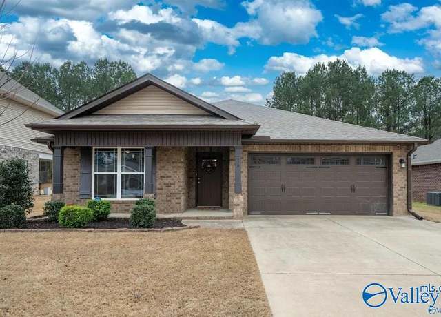 Property at 114 Westerbrook Dr, Toney, AL 35773, 4 beds, 3 baths