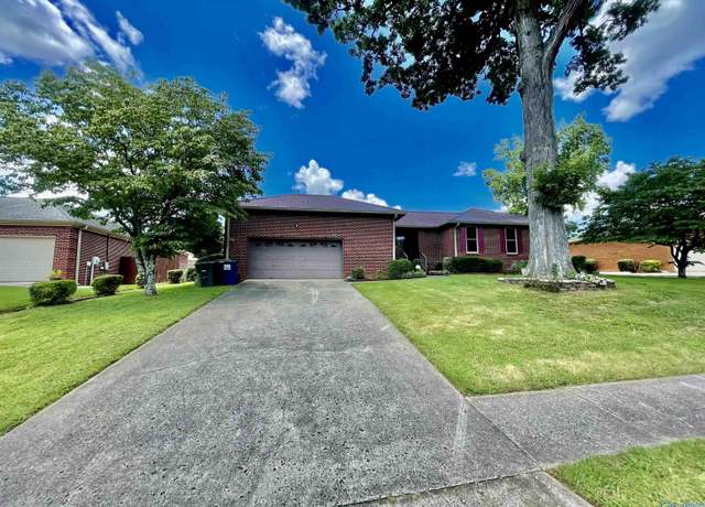 Property at 2604 Carlsbad Dr, Huntsville, AL 35810, 3 beds, 2 baths