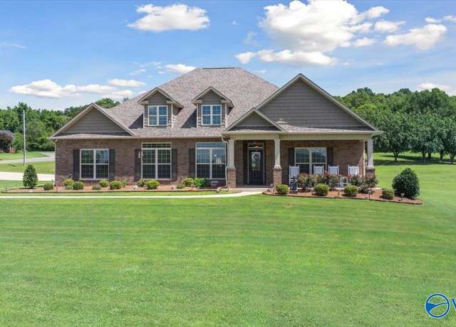 Property at 101 Cottage Garden Ct, Gurley, AL 35748, 3 beds, 3 baths