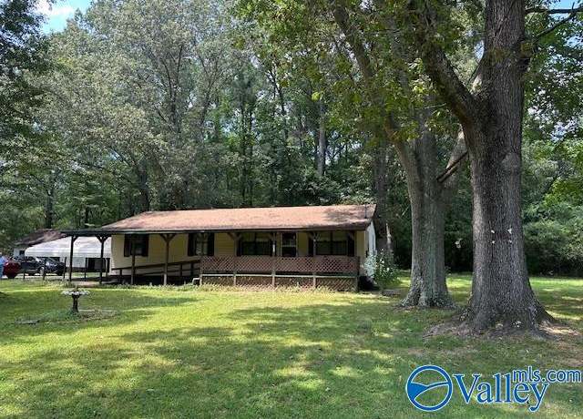Property at 231 Wicks St, Hazel Green, AL 35750, 3 beds, 2 baths