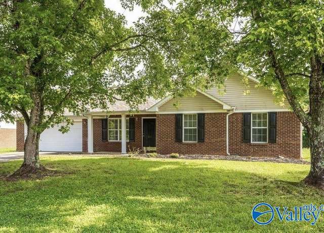 Property at 153 Buckhead Run, New Market, AL 35761, 3 beds, 2 baths