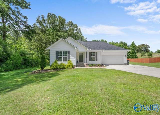 Property at 713 Rabbittown Rd, Glencoe, AL 35905, 3 beds, 2 baths
