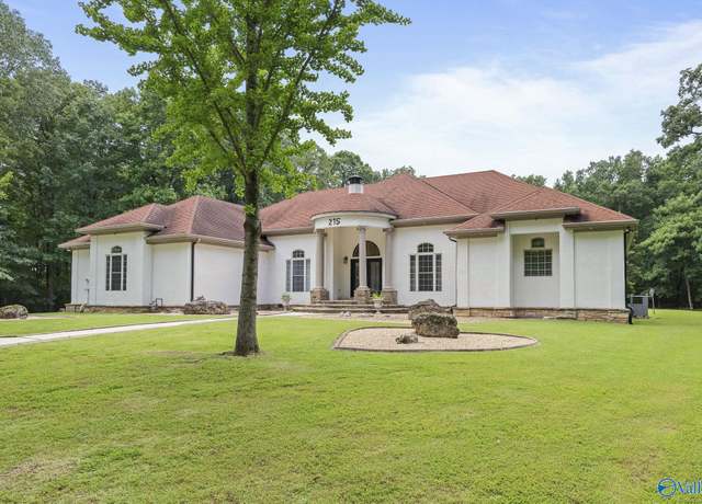 Property at 215 Clark Mountain Rd, Huntsville, AL 35810, 4 beds, 4 baths