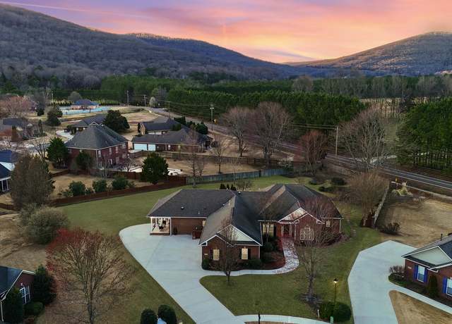 Property at 3000 Heritage Oak Ct SE, Owens Cross Roads, AL 35763, 4 beds, 3.5 baths