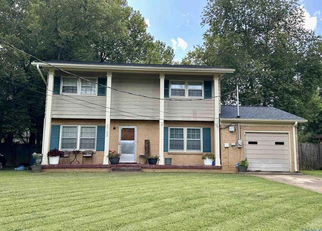 Property at 3703 Glendale Ln, Huntsville, AL 35806, 5 beds, 2 baths
