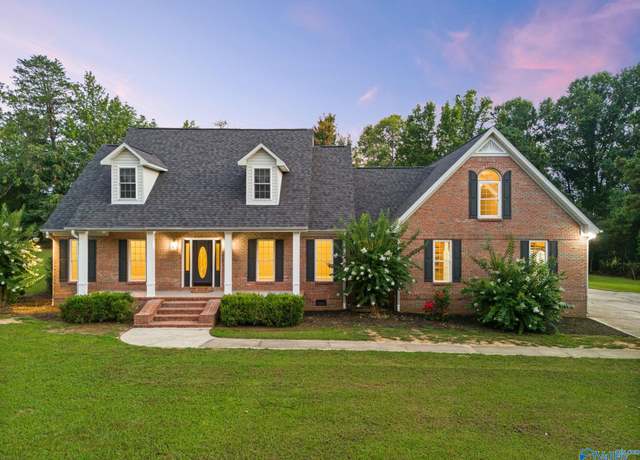 Property at 109 Sheri Dr, Laceys Spring, AL 35754, 4 beds, 2.5 baths