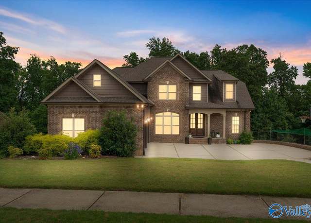 Property at 14678 Waterview Ln, Athens, AL 35613, 5 beds, 4 baths