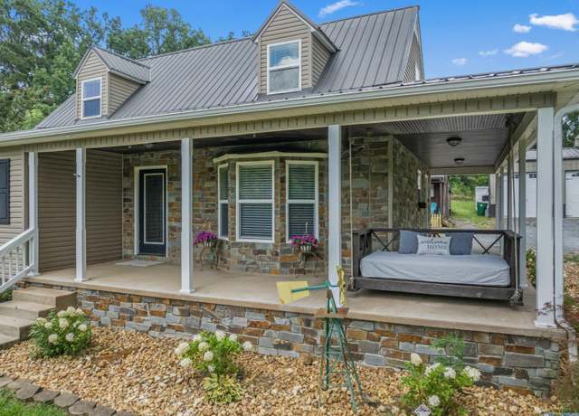 Property at 966 County Road 1117, Cullman, AL 35057, 3 beds, 2 baths