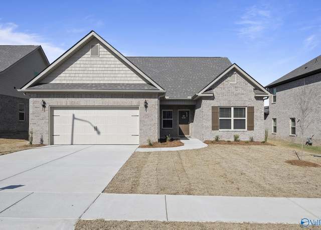 Property at 418 Tracer St, Huntsville, AL 35811, 4 beds, 3 baths