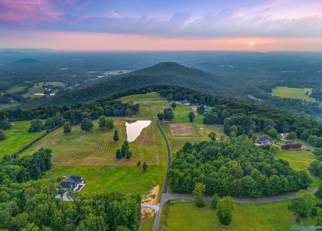 Property at 322 Westview Ln, Laceys Spring, AL 35754