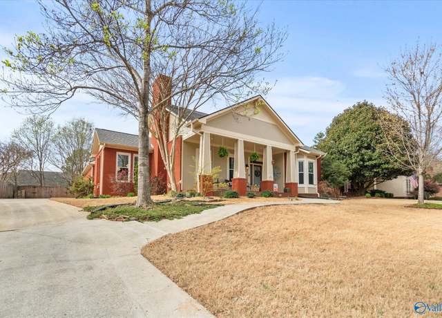 Property at 121 Oak Brook Cir, Madison, AL 35758, 4 beds, 2.5 baths