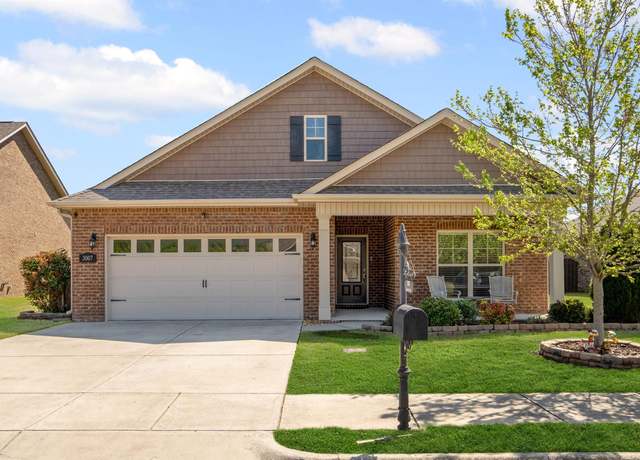 Property at 3007 Greenway Cir, Owens Cross Roads, AL 35763, 4 beds, 3 baths