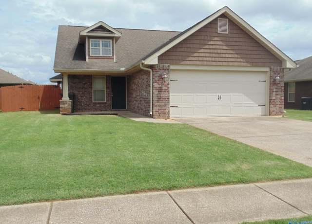Property at 115 Copeland Dr, Madison, AL 35756, 3 beds, 2 baths