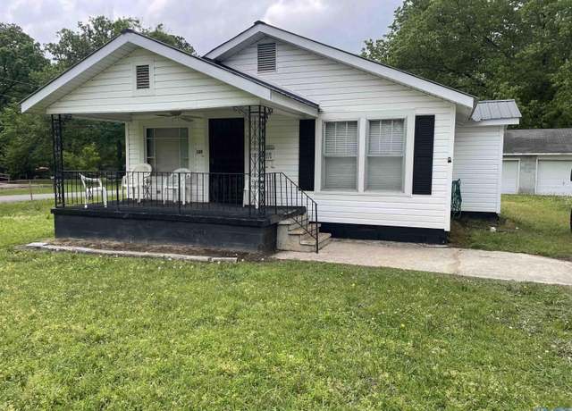 Property at 1319 Crest Ave #1, Gadsden, AL 35901, 3 beds, 1 bath