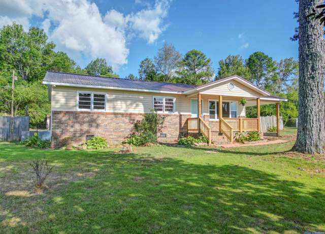 Property at 106 Buettner Dr, Cullman, AL 35055, 3 beds, 1 bath