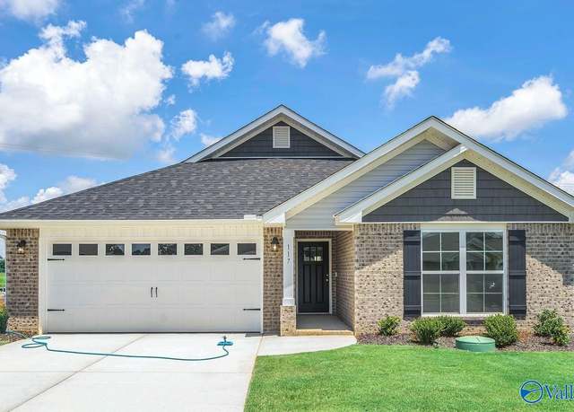 Property at 117 Sidney Ruth Dr, New Market, AL 35761, 3 beds, 2 baths