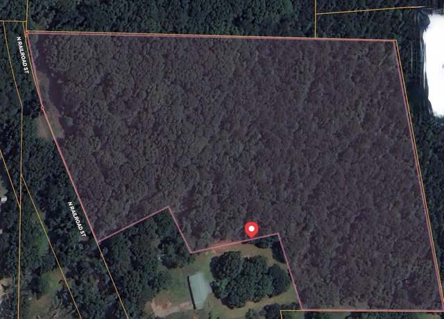 Property at 1650 Railroad St NW, Hartselle, AL 35640