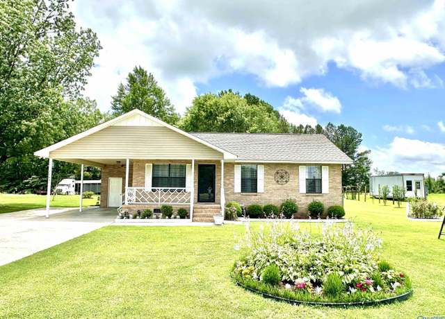 Property at 12200 Alabama Highway 40, Henagar, AL 35979, 3 beds, 1 bath