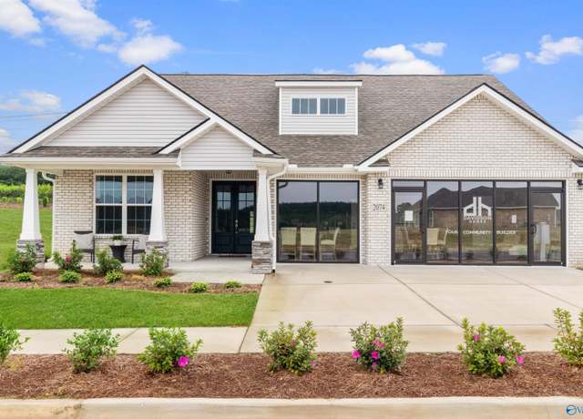 Property at 2074 Austin Dr, Cullman, AL 35058, 4 beds, 4 baths