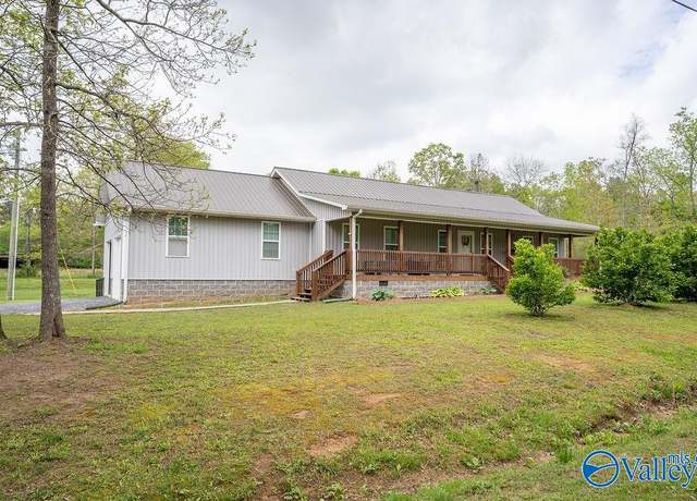 Property at 276 Shankles Cir, Rainsville, AL 35986, 3 beds, 2 baths
