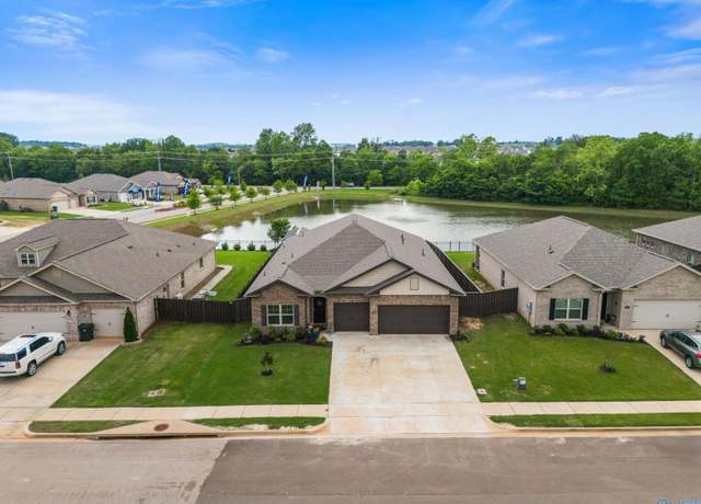 Property at 308 Sandy Oak Dr, Harvest, AL 35749, 4 beds, 3 baths