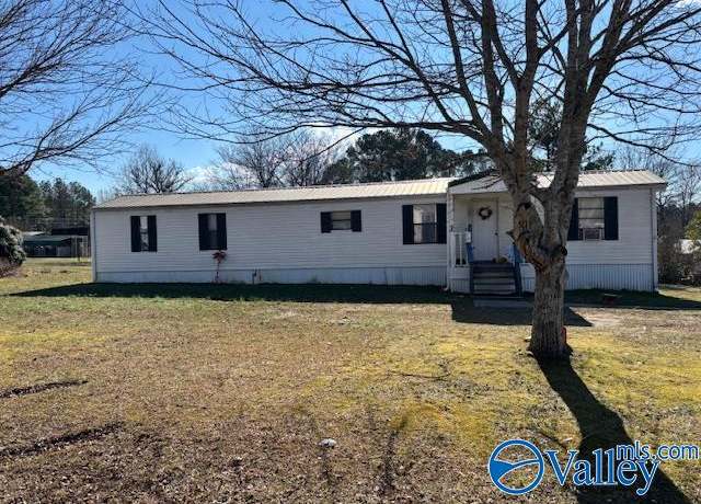 Property at 102 Huskey Dr, Toney, AL 35773, 2 beds, 1 bath