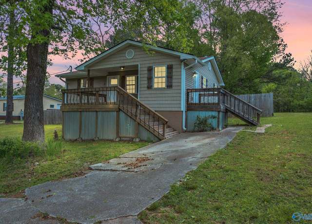 Property at 187 Townsend Dr SE, Huntsville, AL 35811, 3 beds, 1 bath