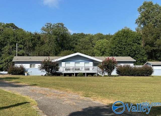 Property at 885 Honeycomb Rd, Grant, AL 35747, 4 beds, 2 baths