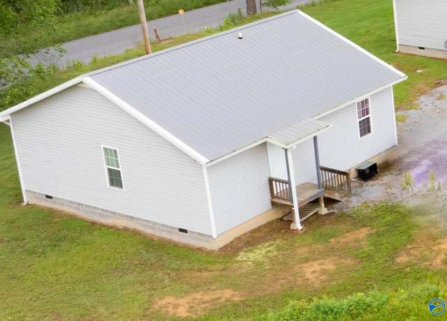 Property at 6170 County Road 121, Fort Payne, AL 35967, 2 beds, 1 bath