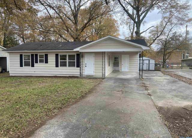 Property at 1907 Harrison St, Decatur, AL 35601, 3 beds, 1 bath