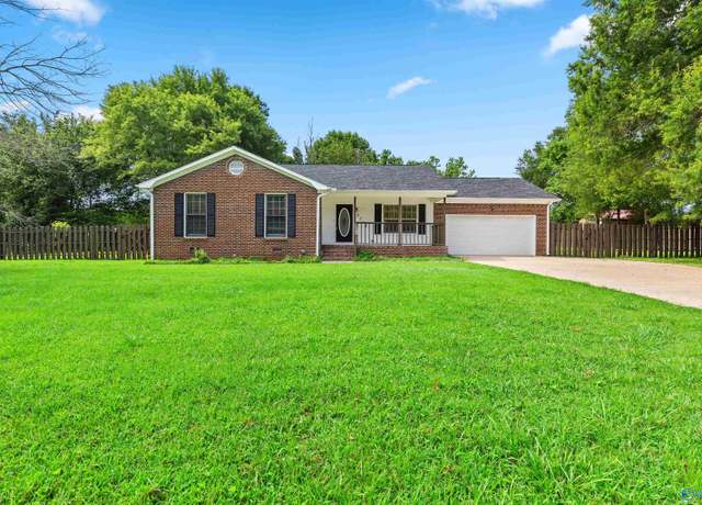 Property at 2718 Charity Ln, Hazel Green, AL 35750, 3 beds, 2 baths