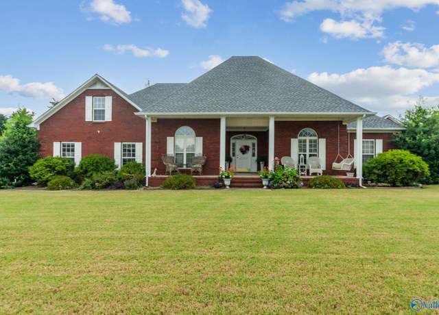 Property at 27810 Kim Dr, Harvest, AL 35749, 3 beds, 3.5 baths