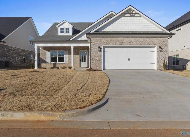 Property at 19981 Pebble Brook Ln, Athens, AL 35611, 3 beds, 2 baths