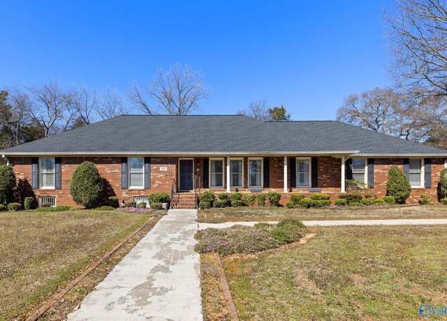 Property at 151 Becky Dr, Meridianville, AL 35759, 5 beds, 2 baths