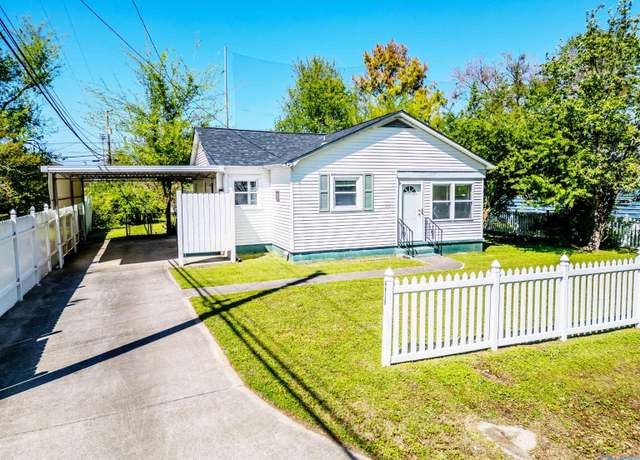 Property at 2305 Lee High Dr, Huntsville, AL 35811, 2 beds, 1 bath