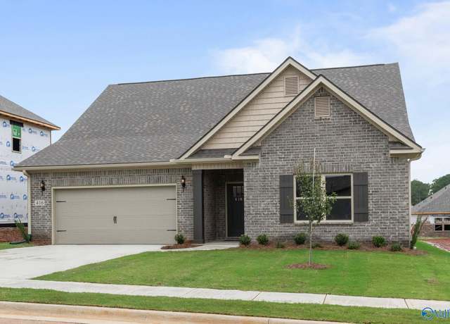 Property at 416 Tracer St, Huntsville, AL 35811, 4 beds, 3 baths