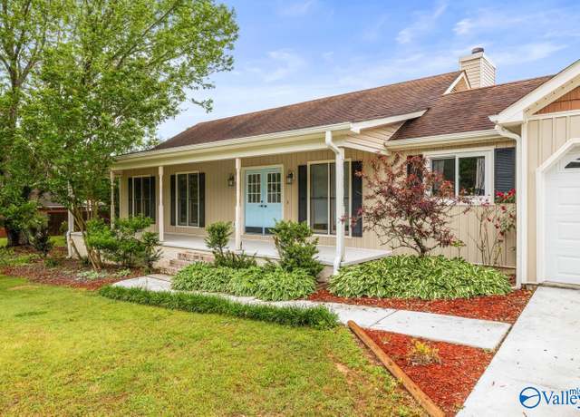 Property at 102 Grayhorse Dr NW, Harvest, AL 35749, 3 beds, 2 baths