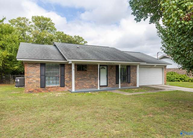Property at 3003 Cornville Rd, Decatur, AL 35603, 3 beds, 2 baths