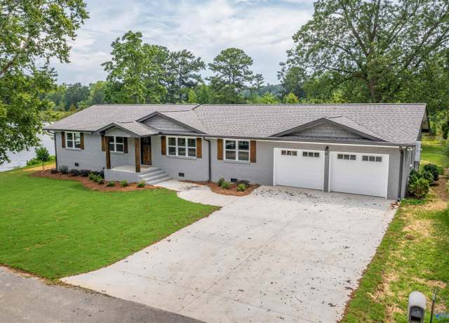 Property at 114 Arling Pl, Gadsden, AL 35901, 3 beds, 2.5 baths